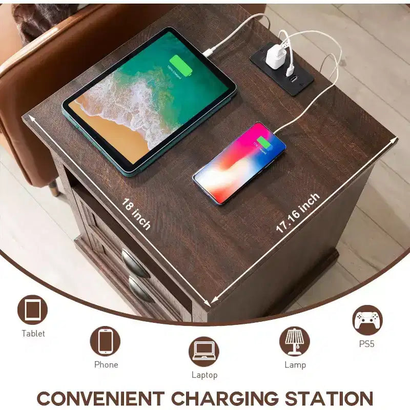 Table de chevet rustique avec station de charge et 2 tiroirs – 54 cm H x 45,7 cm L x 43,6 cm P