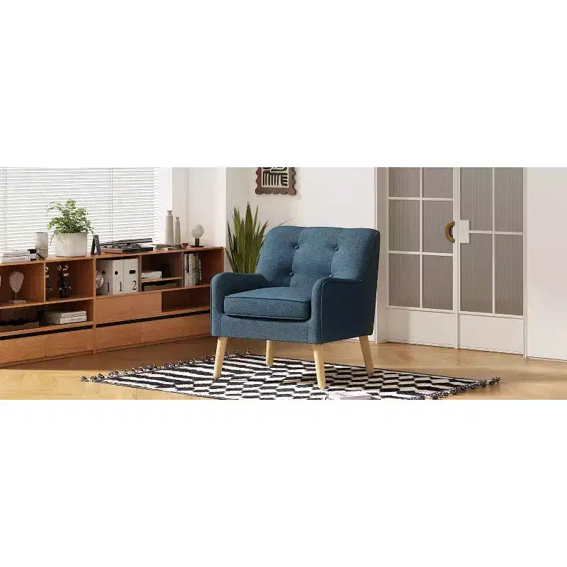 Fauteuil d'appoint en tissu capitonné avec pieds en bois de bouleau – 77,5 cm (H) x 75 cm (l) x 63,5 cm (P)