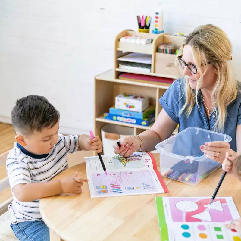 Meuble de rangement pour enfants à 15 casiers avec bacs à façade incurvée – 71 cm (l) x 33 cm (p) x 83,6 cm (H), Bouleau