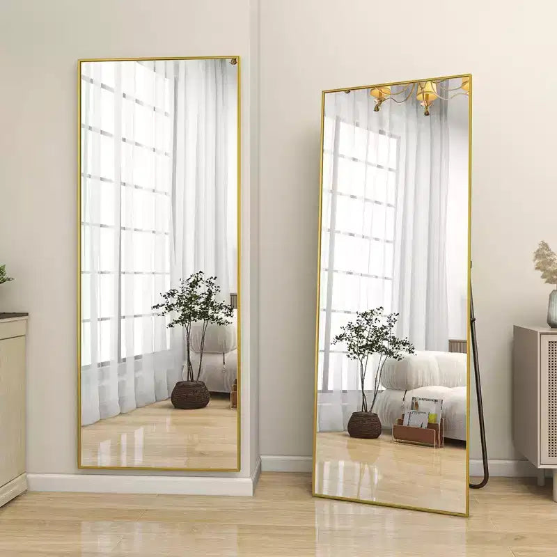 Miroir sur pied pleine longueur, cadre en alliage d'aluminium – 147 cm H x 46 cm L, autoportant